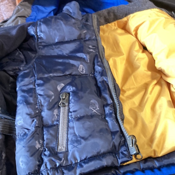 BabyGap 2 in one blue and grey jacket. Inside jacket navy with skeleton pattern - Picture 4 of 5